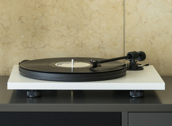 Pro-Ject Primary E - cecha 1